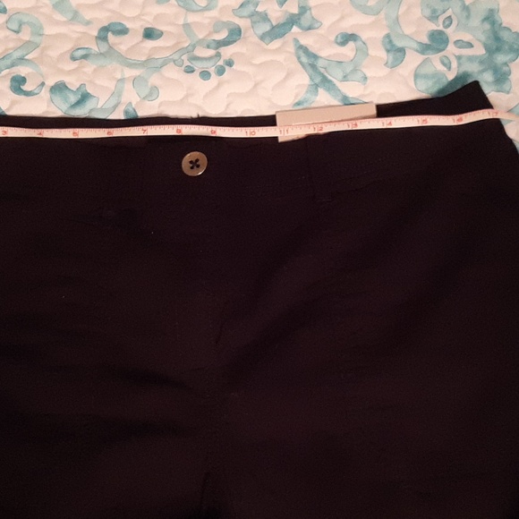 NWT Chico's capris - Picture 9 of 11